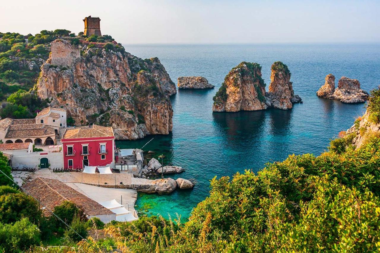Sole, Mare E Trallalla Рильево Экстерьер фото